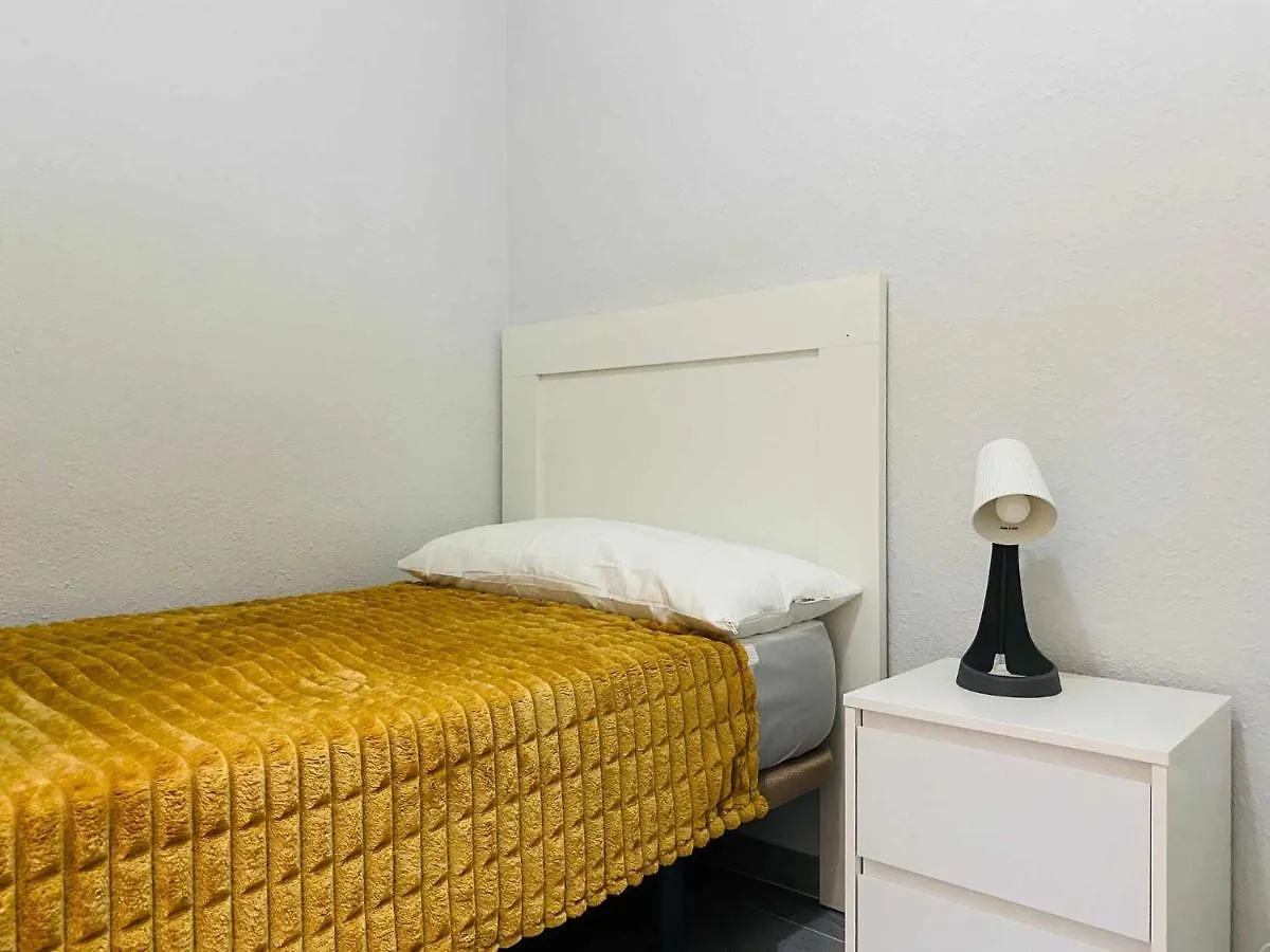 Bonita Casa Centrica Con Piscina & Parking Daire Torremolinos