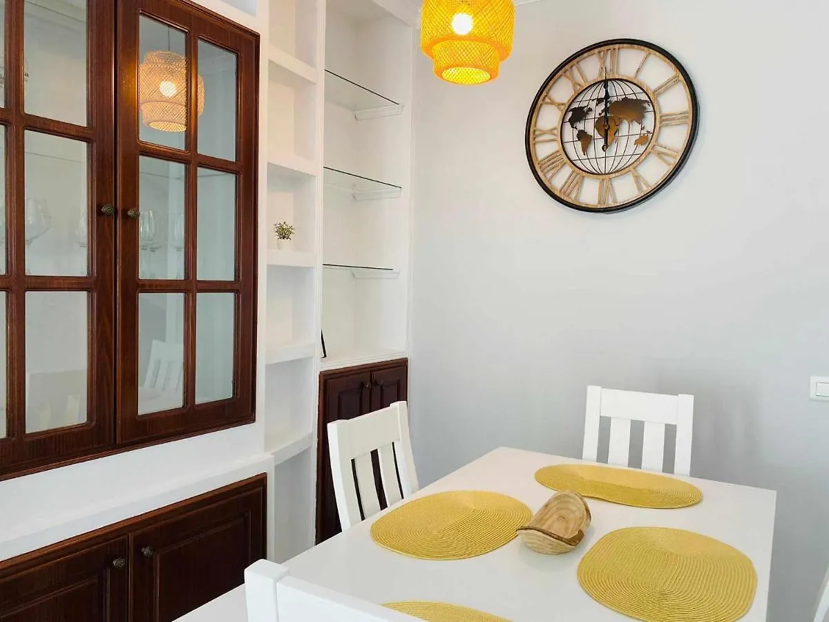Bonita Casa Centrica Con Piscina & Parking Daire Torremolinos