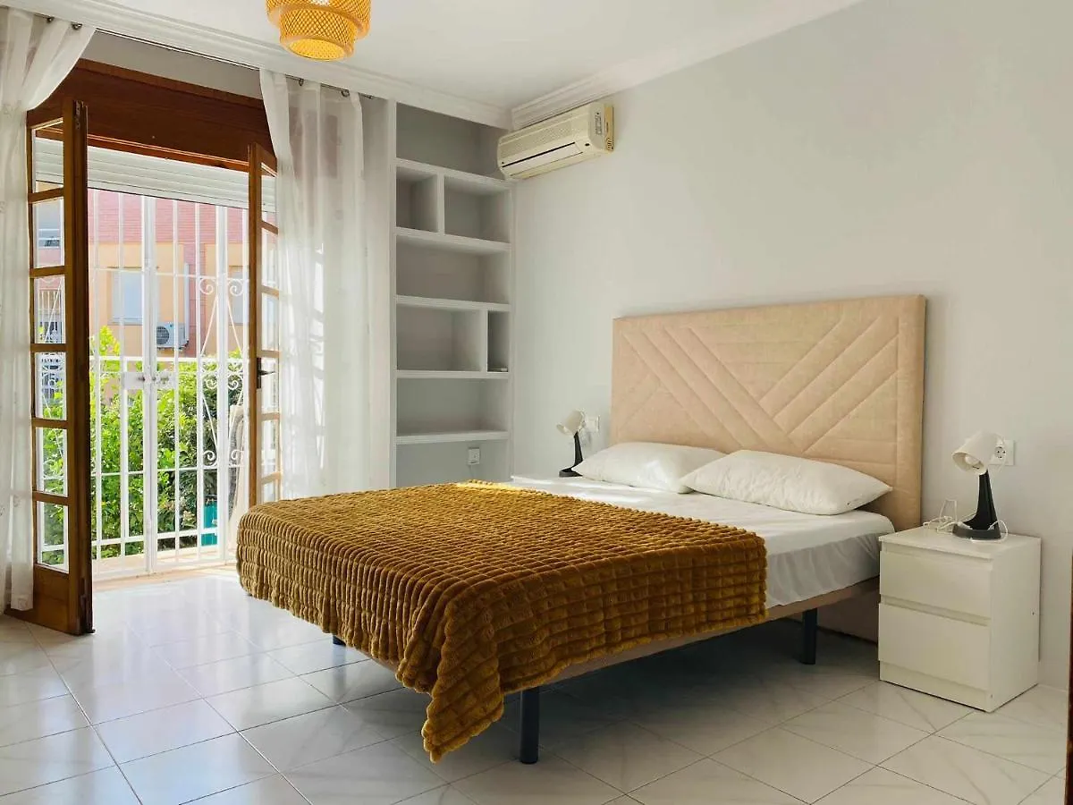 Bonita Casa Centrica Con Piscina & Parking Apartment Torremolinos