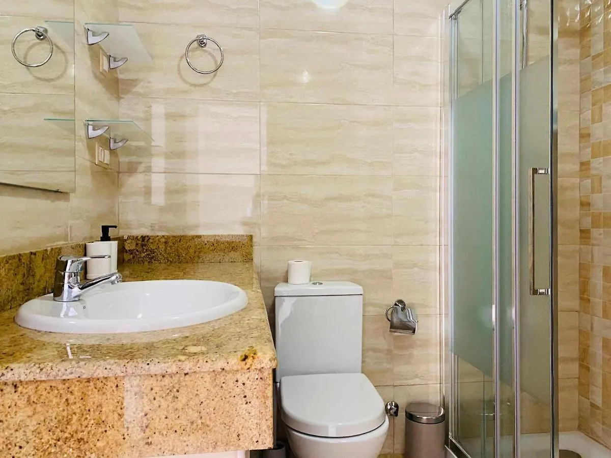Bonita Casa Centrica Con Piscina & Parking Daire Torremolinos İspanya