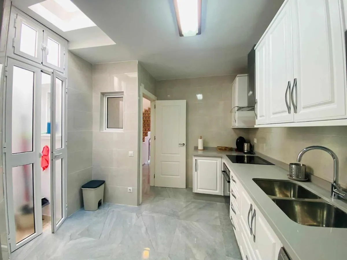 Bonita Casa Centrica Con Piscina & Parking Apartment Torremolinos